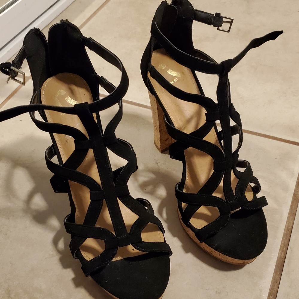 Report sandals Gladiator